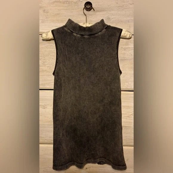 Free People Thick Black & White Tank - Picture 2 of 4